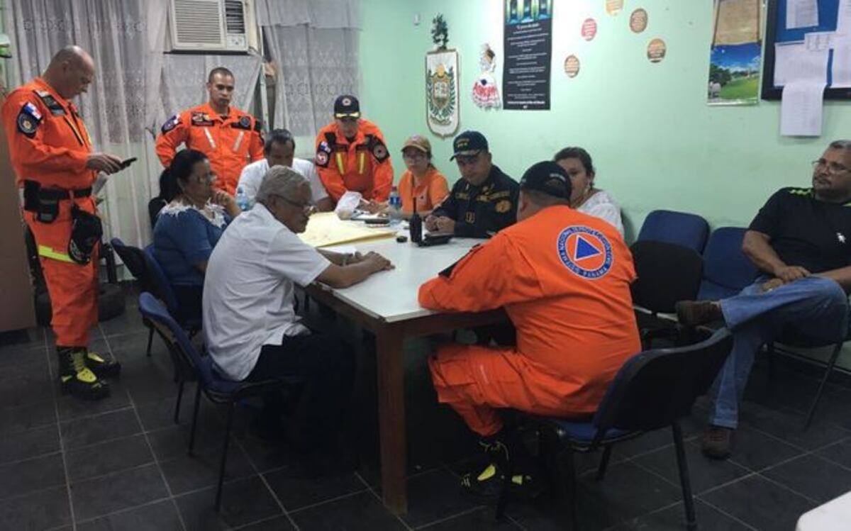 PROHÍBEN CONSUMO.  Detectan extraña sustancia en el  agua. Entérese dónde