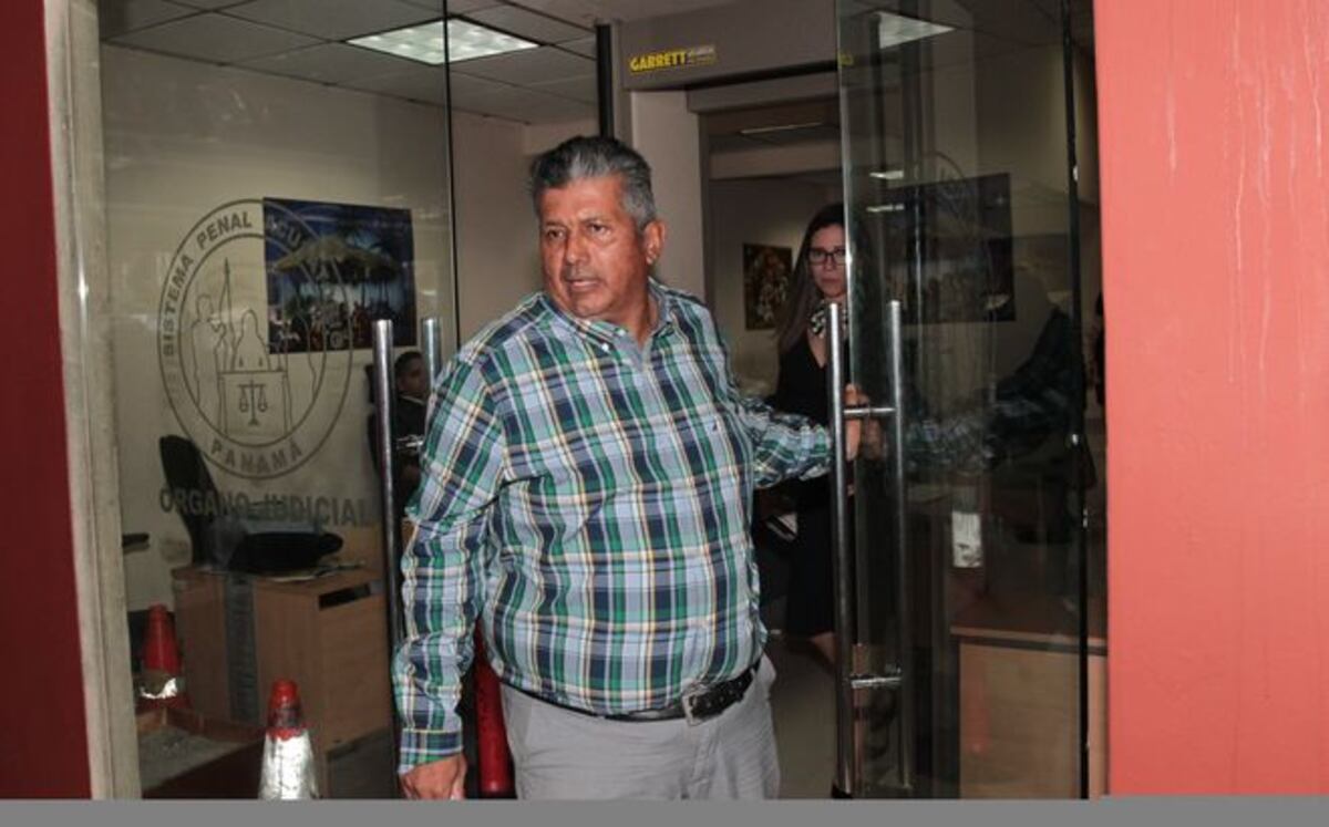 No va a la cárcel exjuez que sustrajo carpetas del caso Financial Pacific