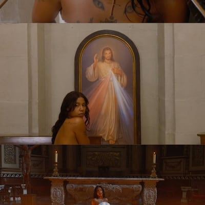 Tokischa publica fotos ‘calientes’ dentro de una iglesia en Viernes Santo