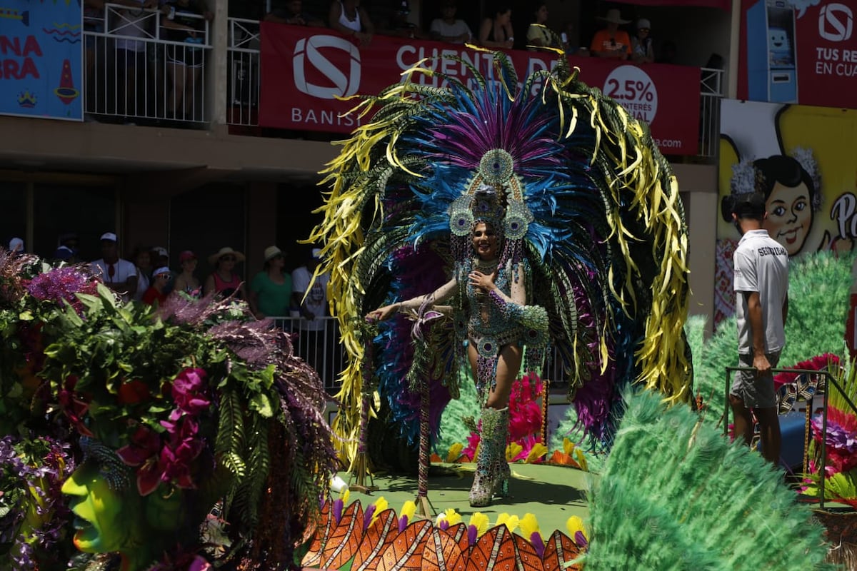 ‘Aunque no salgan las tunas al Parque Porras... el amor por nuestra amada Calle Arriba sigue latente’