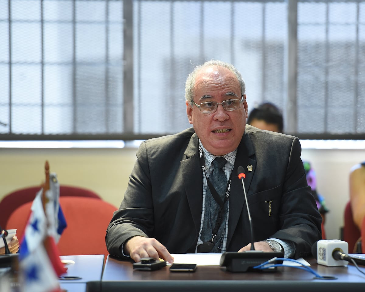 Libertad de Cucalón en manos de Ayú Prado