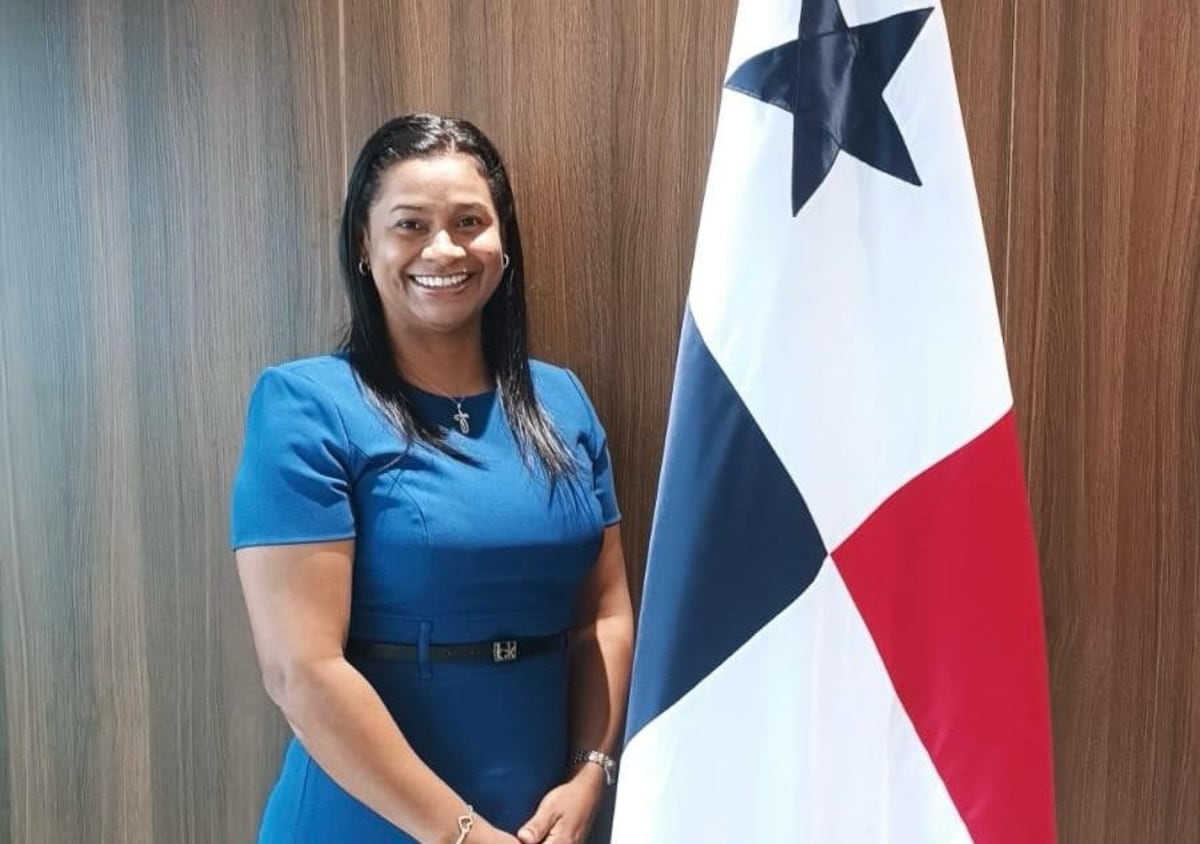 Duró solo un día: cambian a la nueva directora encargada de Senniaf