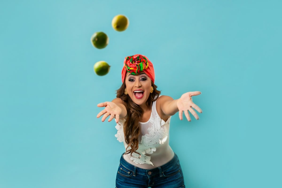 Karen Peralta: ‘Si los hombres no lo piden, las mujeres no lo dan’ +Video 