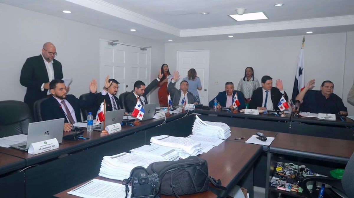 Millonario impulso a Pandeportes, CSS y Metro: aprueban nuevos fondos