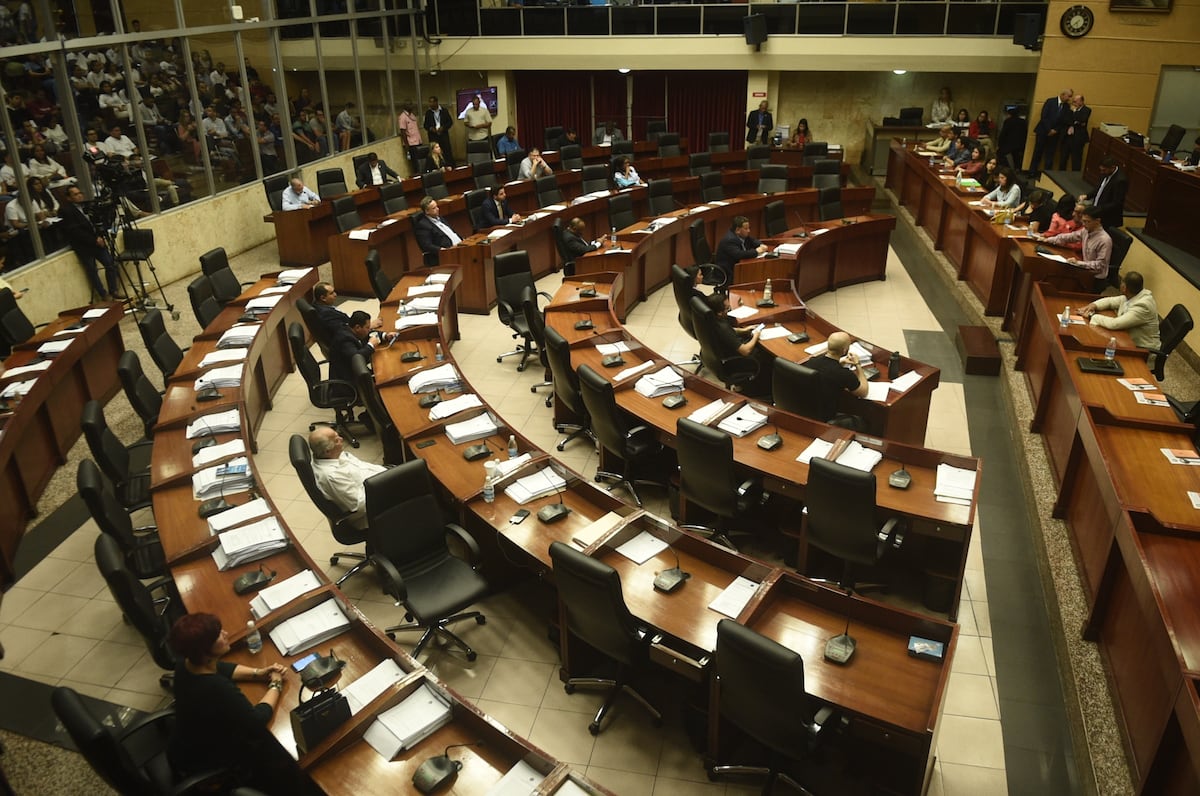 Se atreven : Jóvenes se hacen sentir en la Asamblea Nacional