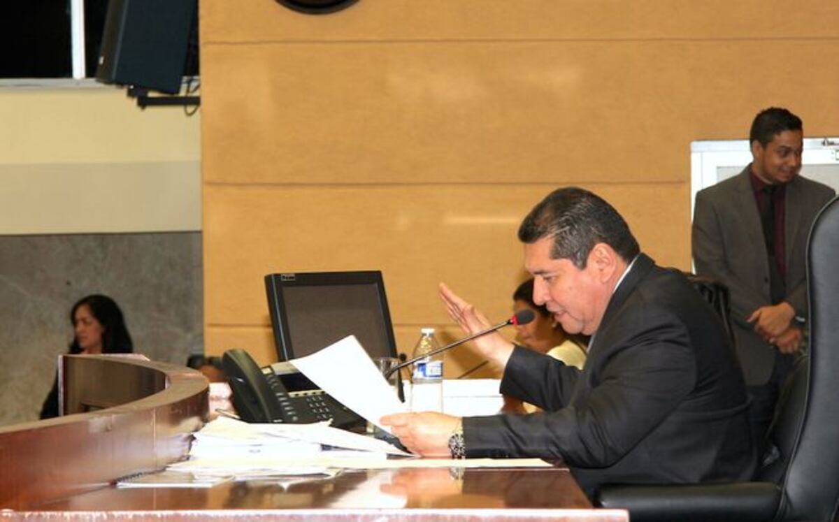 ¡AHORA SÍ! Le ponen un alto a anuncios clasificados triple 'x'