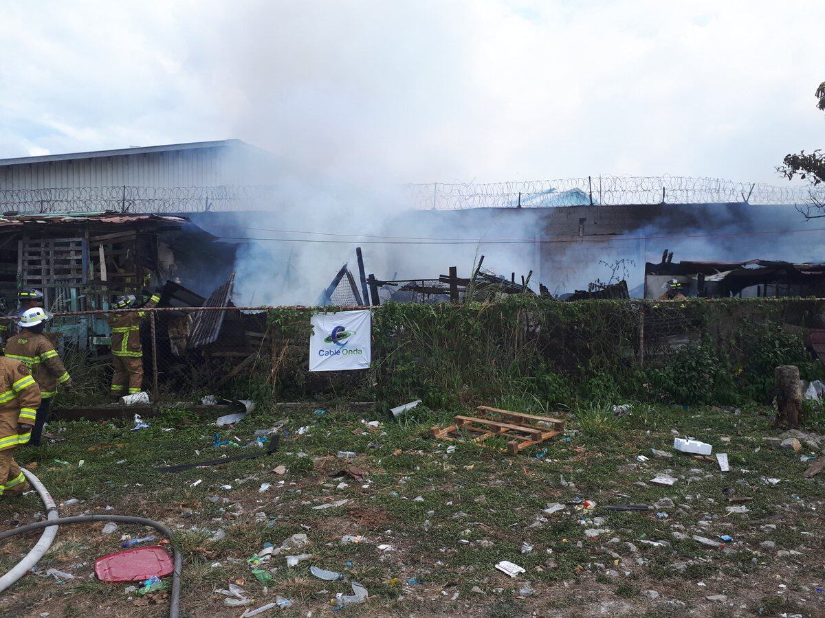 ¡Última hora! Se registra incendio en barraca de Curundú