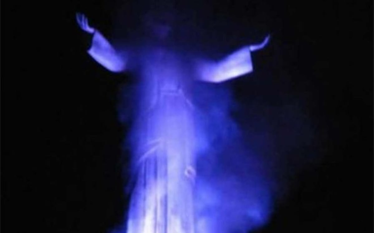 VIDEO| Arde estatua gigante de Cristo Redentor donada por Odebrecht