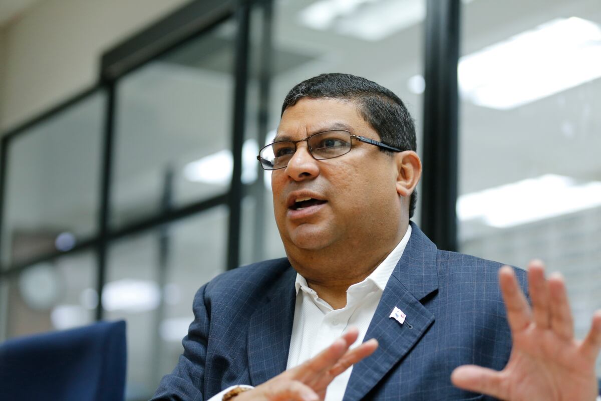 Indignados. Artistas solicitan a la canciller no permita la designación del exministro de cultura Carlos Aguilar en embajada