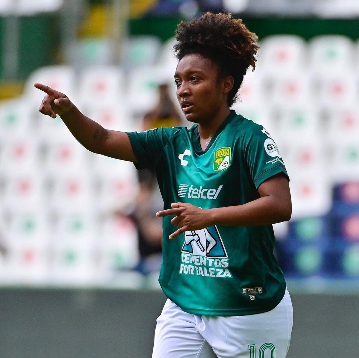 Buena esa. Marta Cox debuta con gol con León en la Liga Femenina de México. Video.