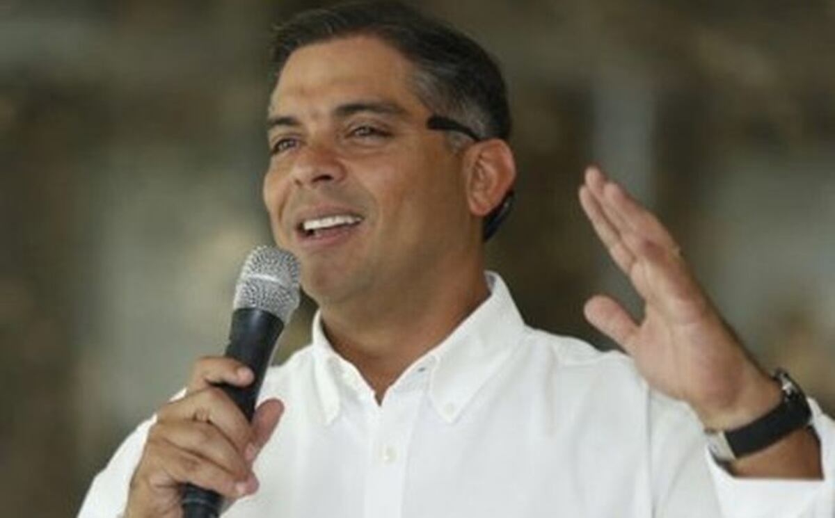 Diputado Beby Valderrama publica su planilla 080. Chequeen