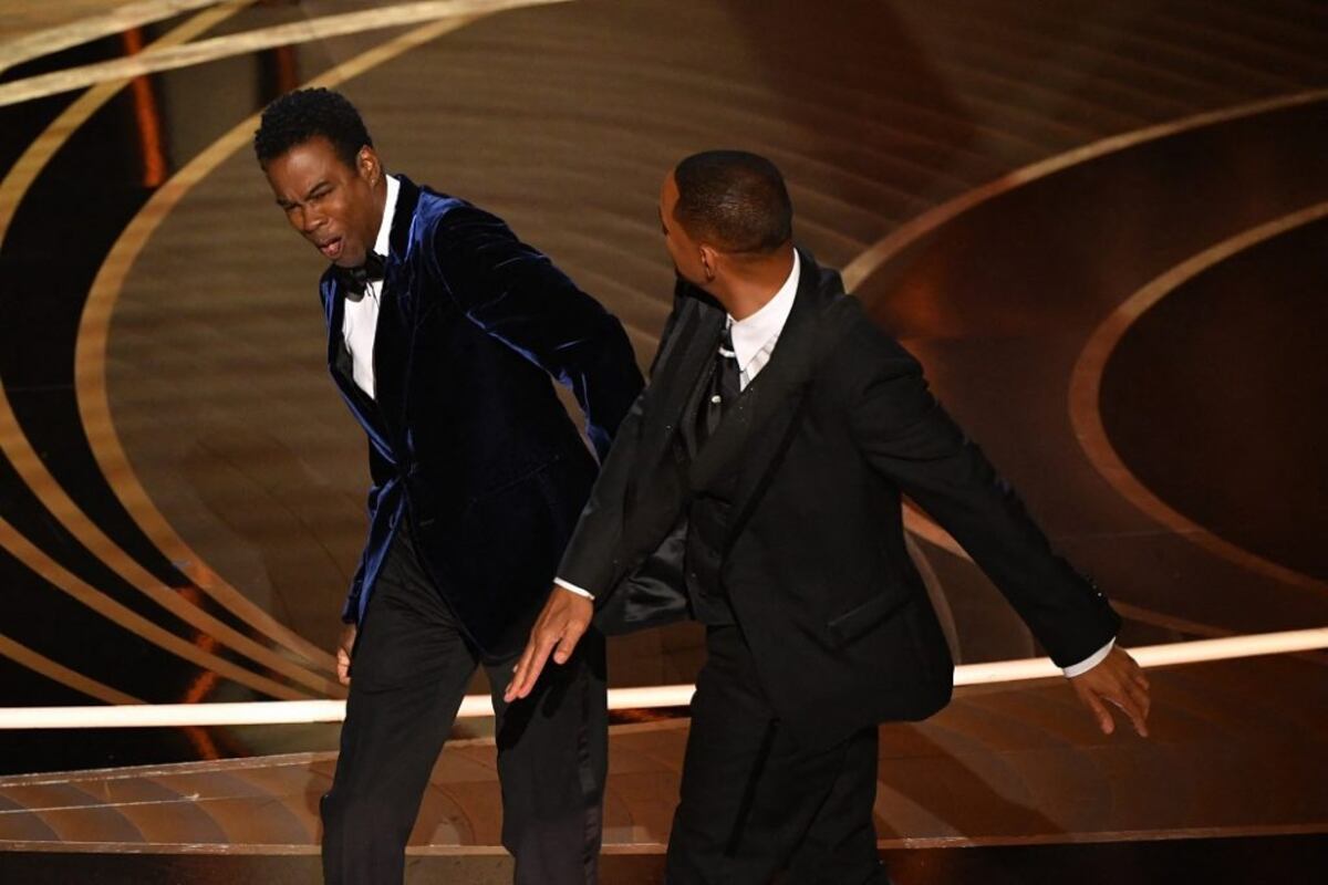 Will Smith, arrepentido y contundente, busca reconciliarse con el mundo