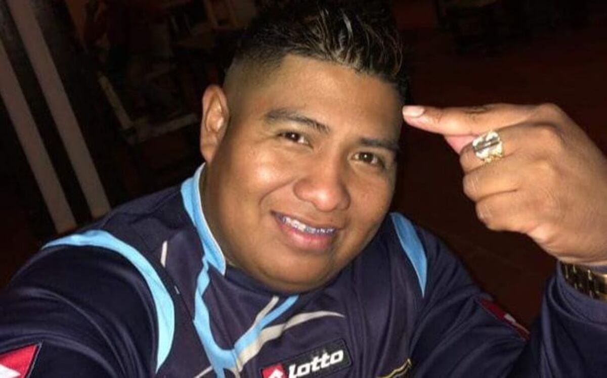 ¡CON AMETRALLADORA! Asesinan a joven y hieren a la madre de la víctima