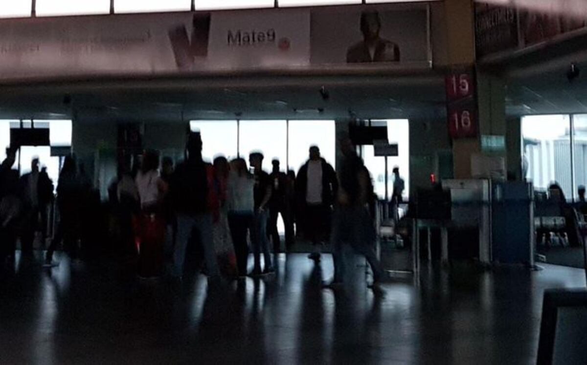 VIDEO| CAOS. No hay luz en el aeropuerto de Tocumen, usuarios están molestos
