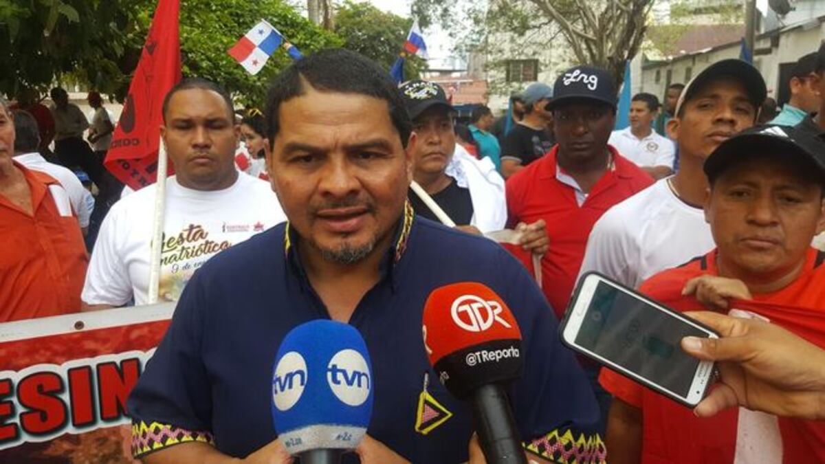 ¡AUCH!Saúl Méndez,molesto porque publicaran choque de Genaro aparentemente ebrio