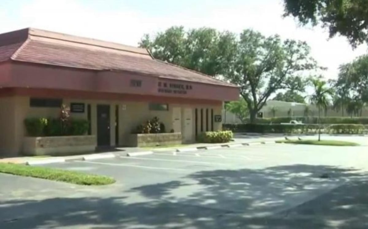 Abandona a bebé en el auto y muere; se me olvidó, argumenta mamá 