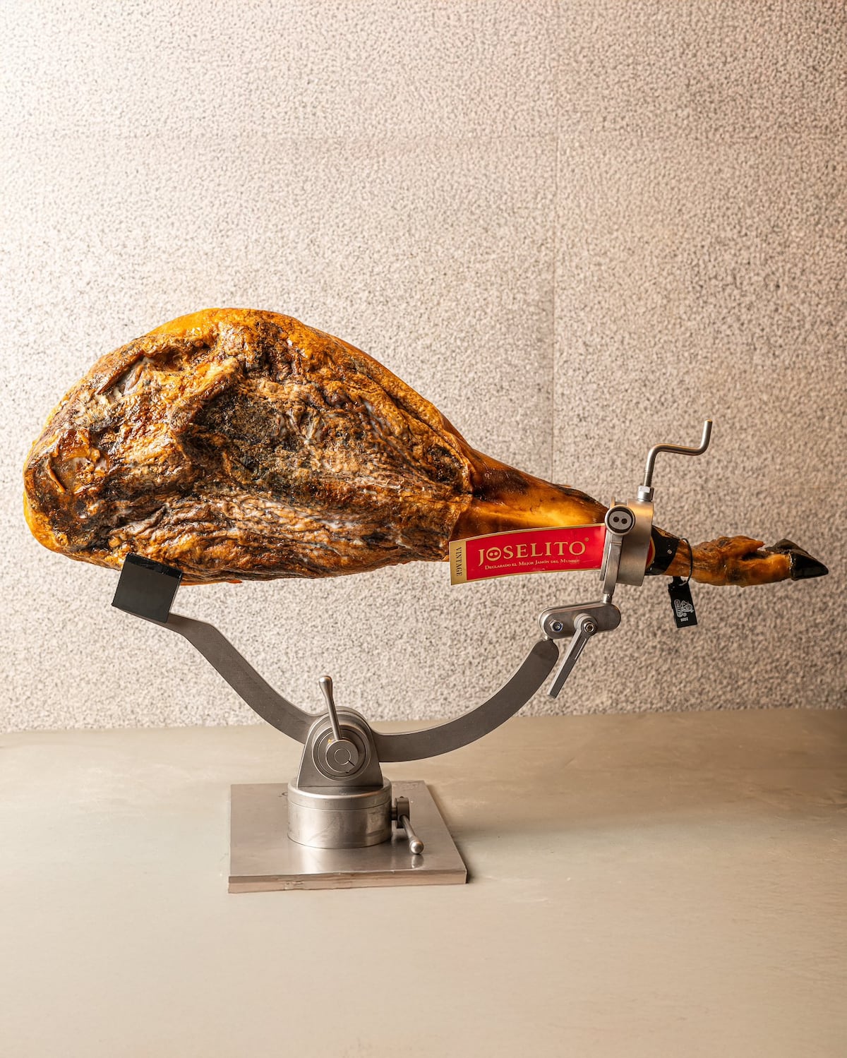 Jamón de 20 años que corta la respiración: 84,800 dólares por una joya gastronómica