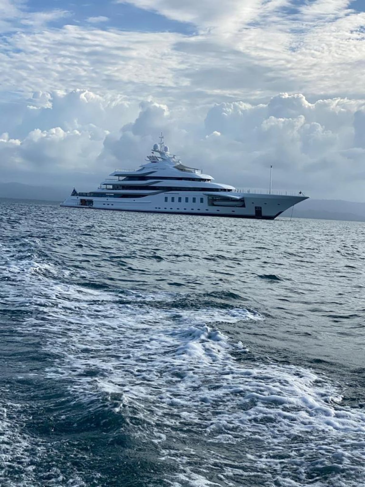 Lujosos yates de Bill Gates en Panamá +Fotos