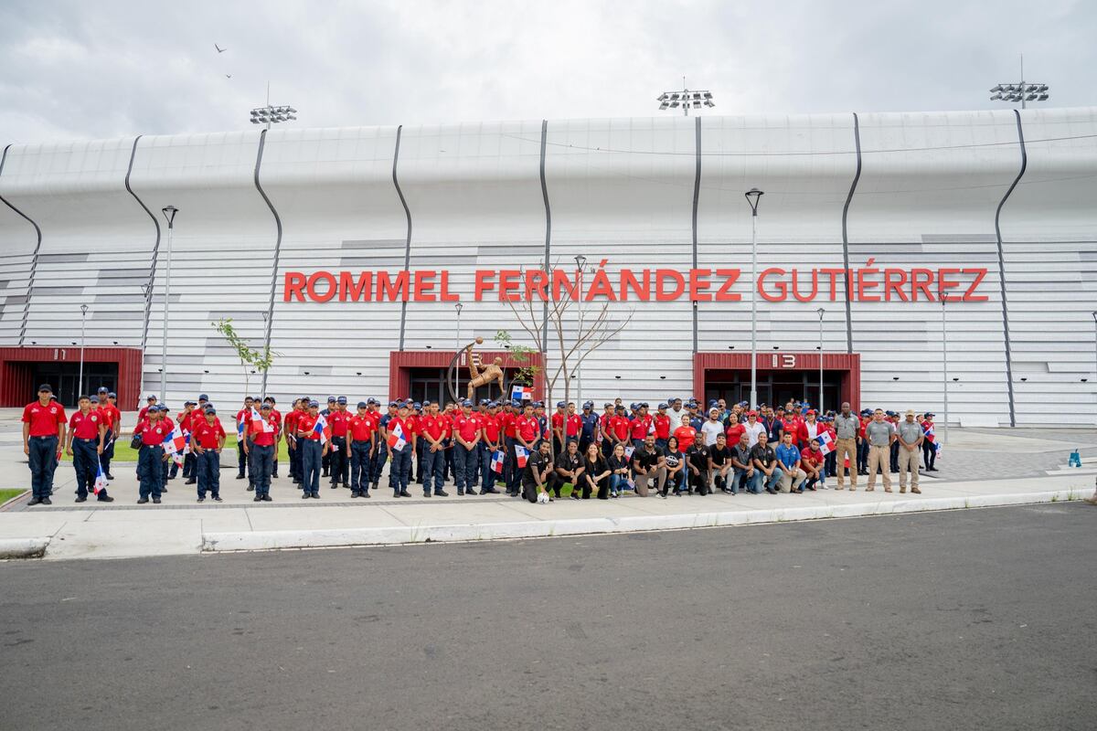 La prevención juvenil brilla con el deporte en el estadio Rommel Fernández 
