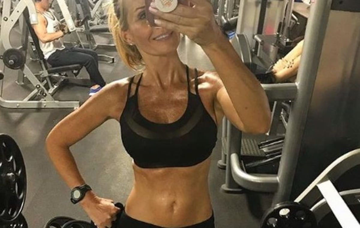 Karen Chalmers muestra sus atributos y le da su pa'trás a detractores