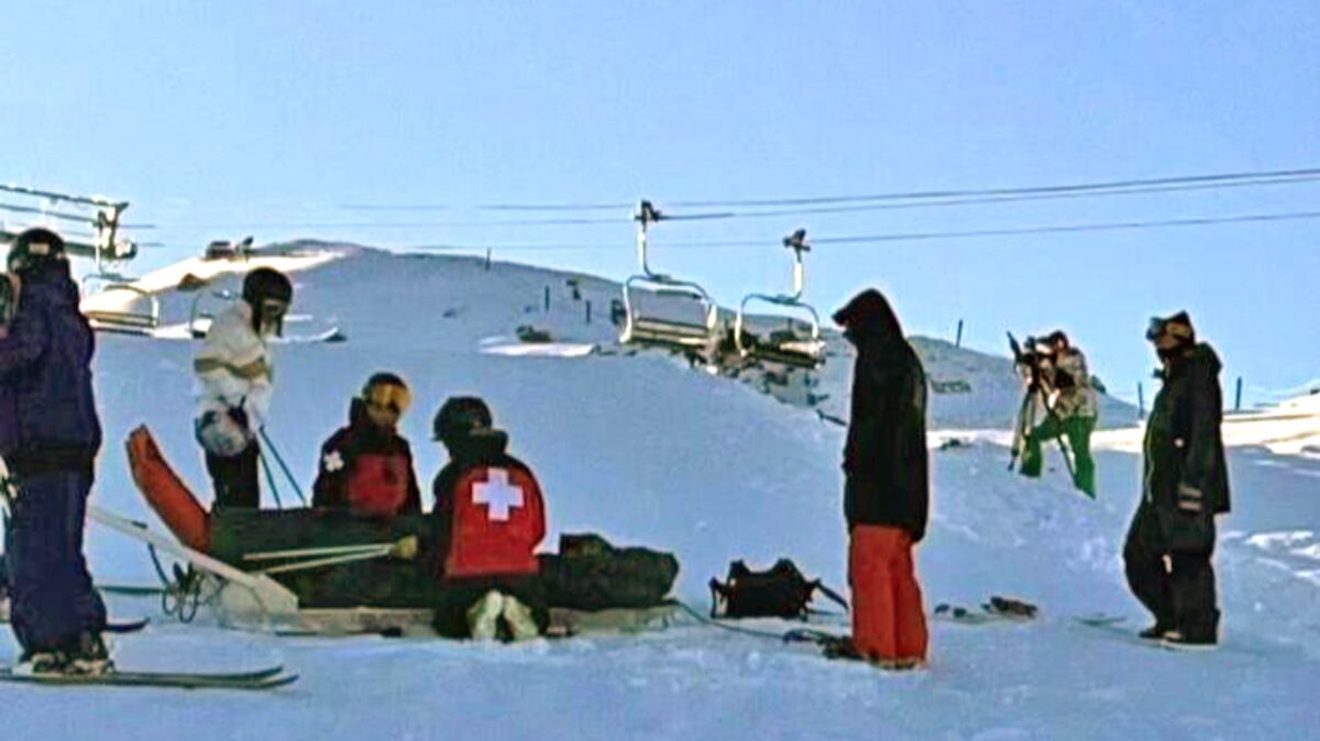 Eileen Gu hospitalizada: fan entusiasta habría causado su grave accidente en la nieve