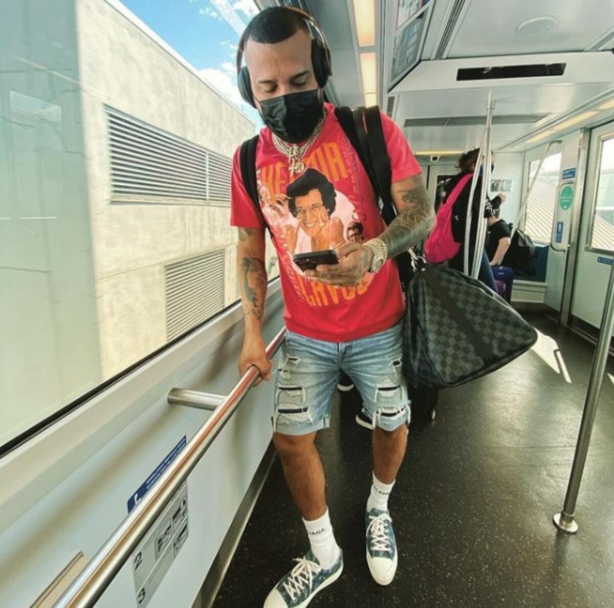 Dímelo Flow desmiente reconciliación con Jacky Guzmán