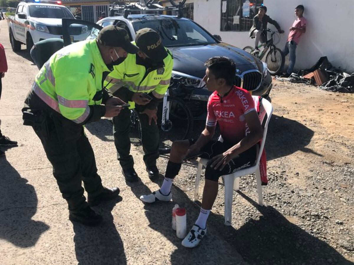 ¡Se la sacó! Nairo Quintana sufre accidente mientras entrenaba, pero no es grave