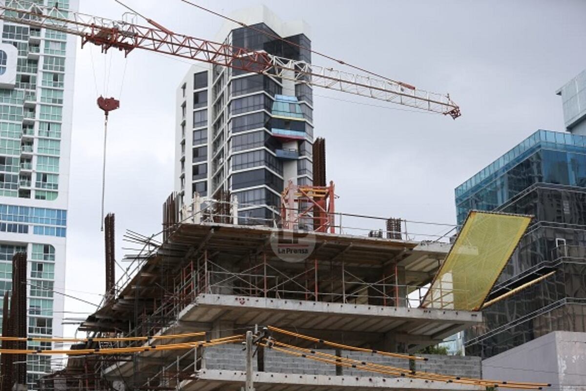 Industria de la Construcción seguirá paralizada temporalmente