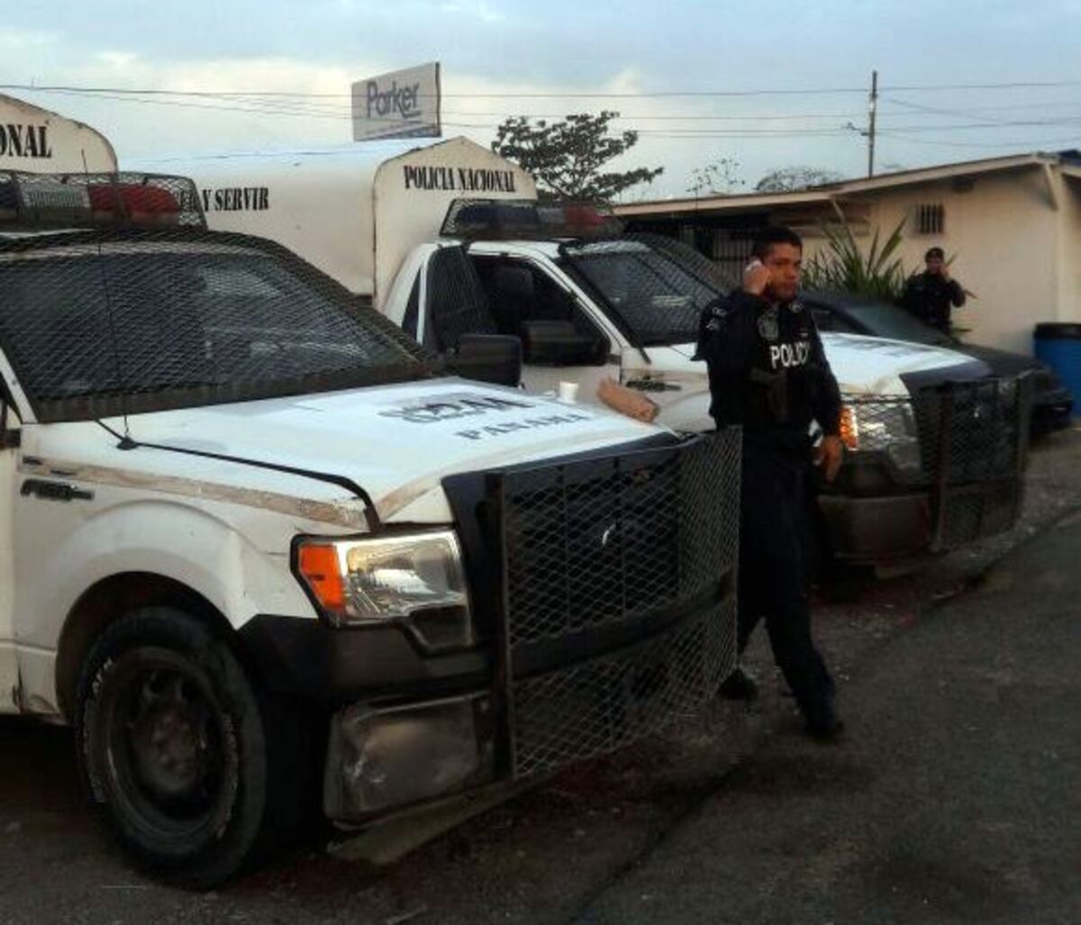 Sede del Inadeh amanece lleno de policías