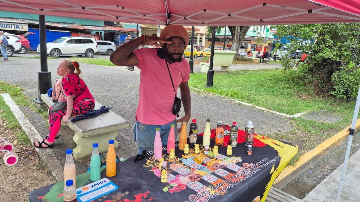 ¿Un ‘icing glass’ que sustituye una comida? La alga marina se convierte en postre: el nuevo giro saludable de Delicias J&S