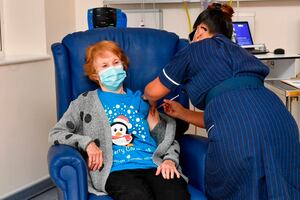 Histórico. El Reino Unido inició la vacunación masiva contra el coronavirus