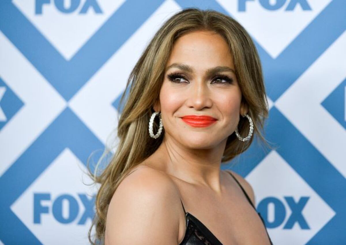 Atacan a Jennifer López en el Paseo de la Fama de Hollywood