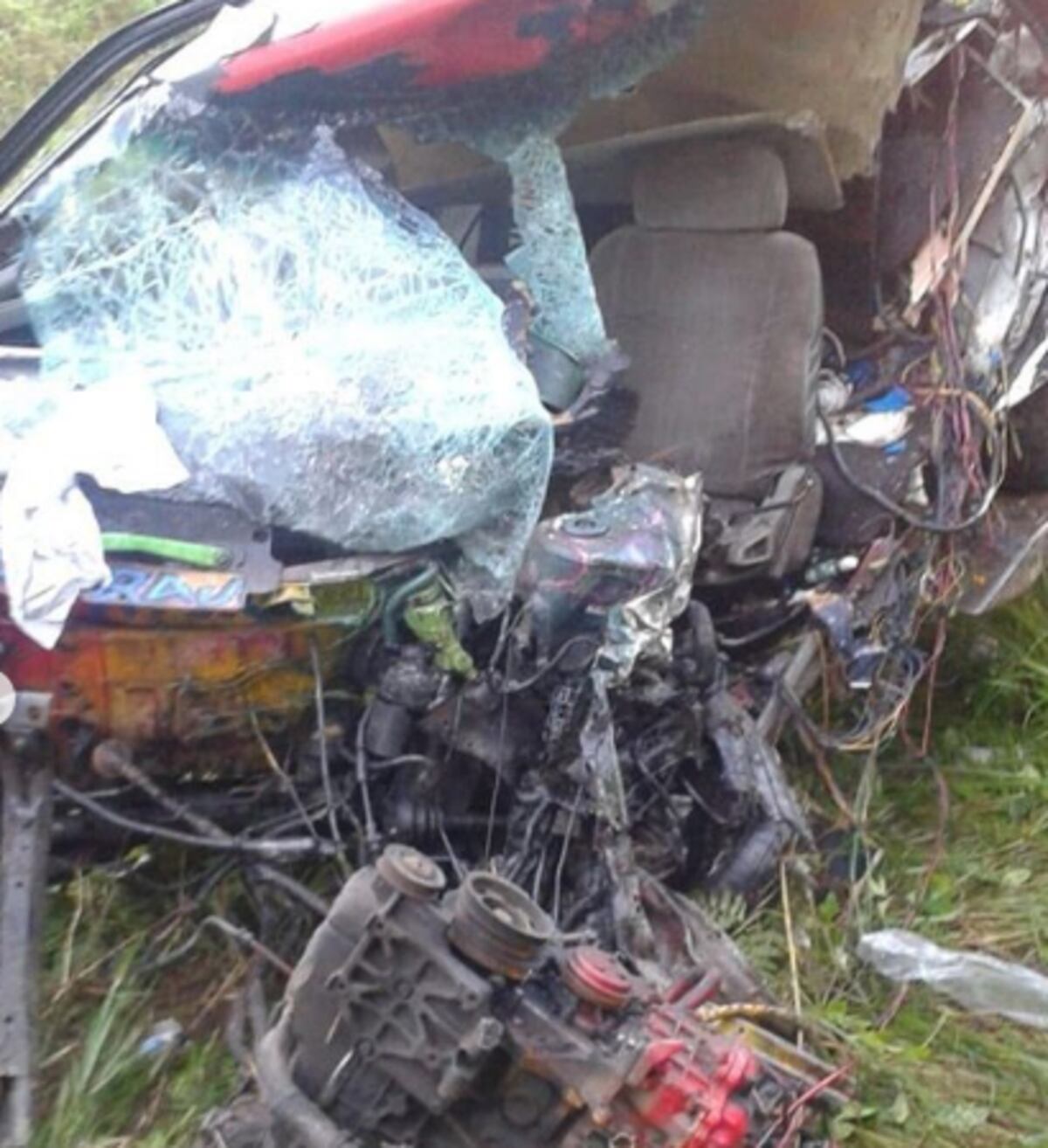 Patrulla involucrado en aparatoso accidente. Un muerto 