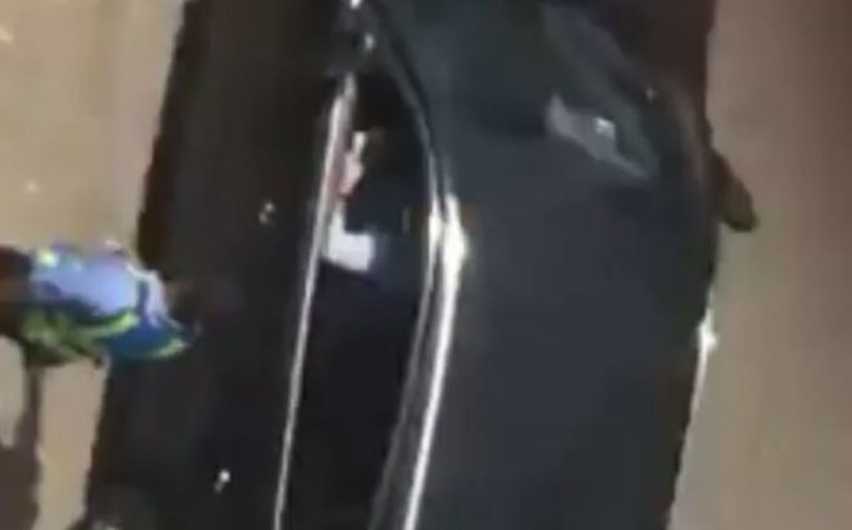 LO GRABAN. Inspector del ATTT coimeando en Los Pueblos. Entidad se pronuncia