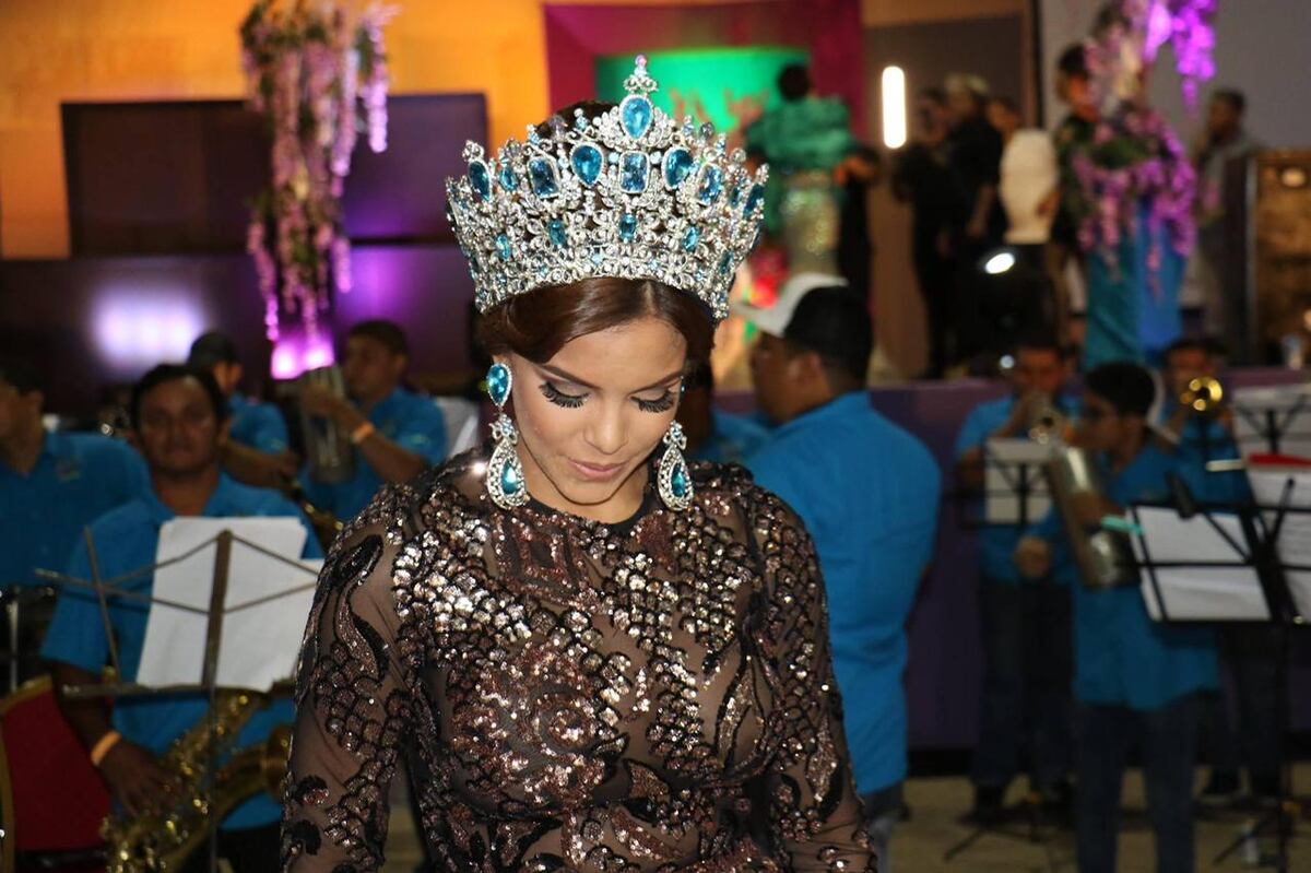 Massiel Llamas en busca de la corona del Señorita Panamá 2021