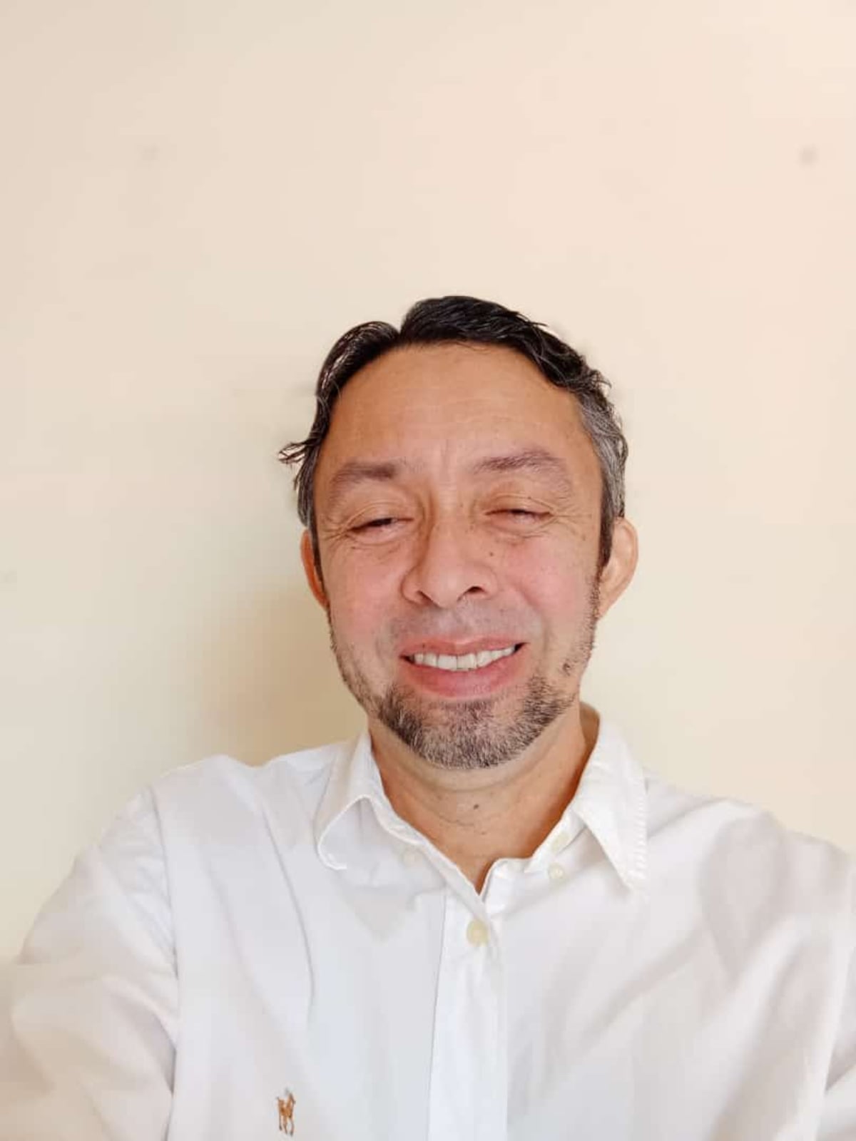 Lanzan libro sobre valores en medio de pandemia para que estudiantes no se rindan y sean felices