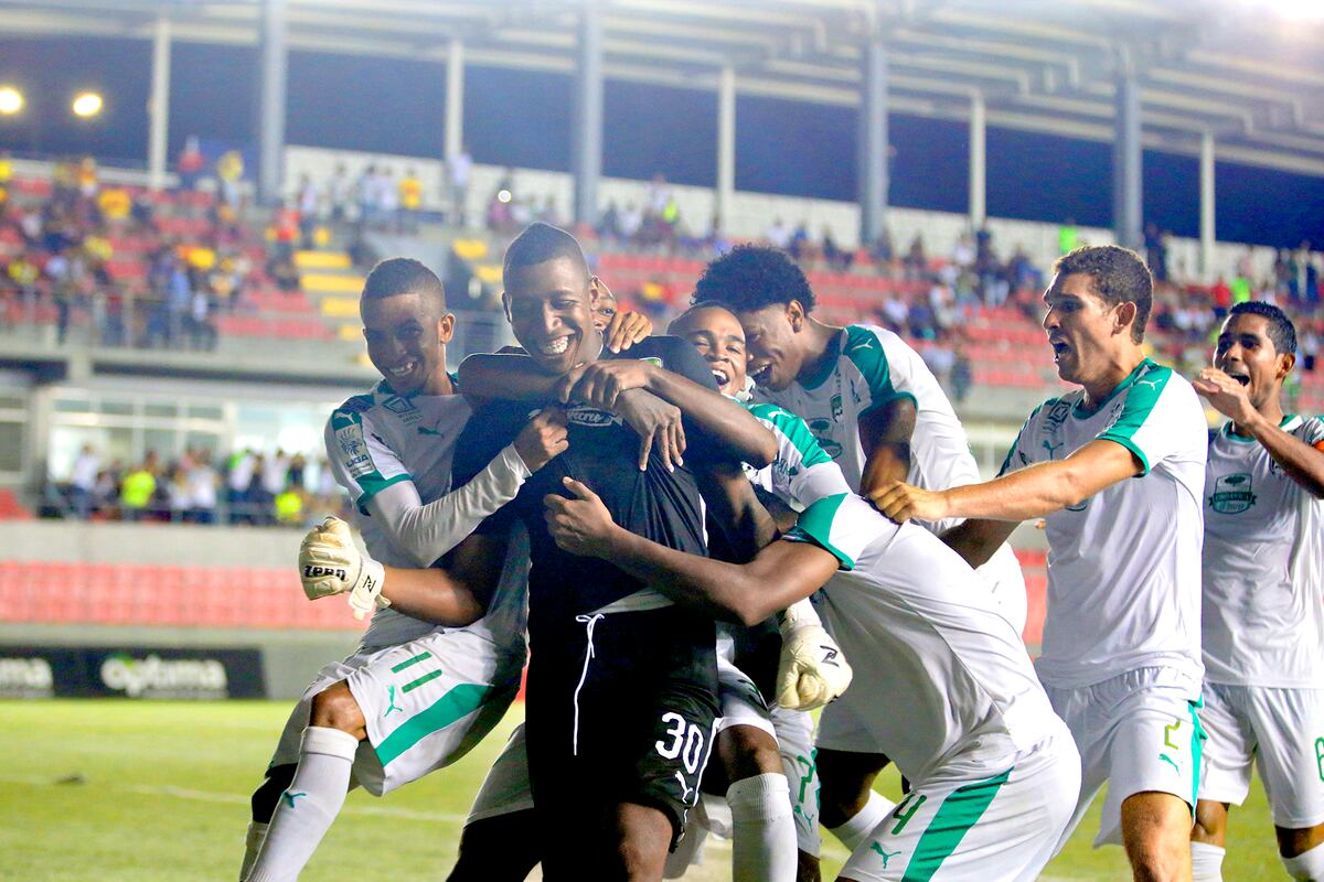 Costa del Este se lleva el Torneo de Copa en tanda de penales