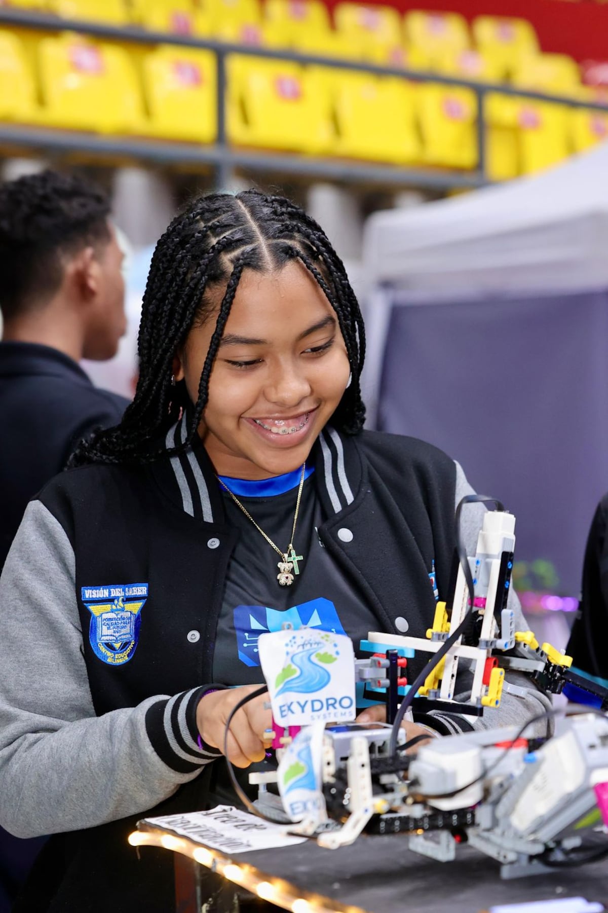 Panamá con fuerza tecnológica: estudiantes van a la Olimpiada Mundial de Robótica