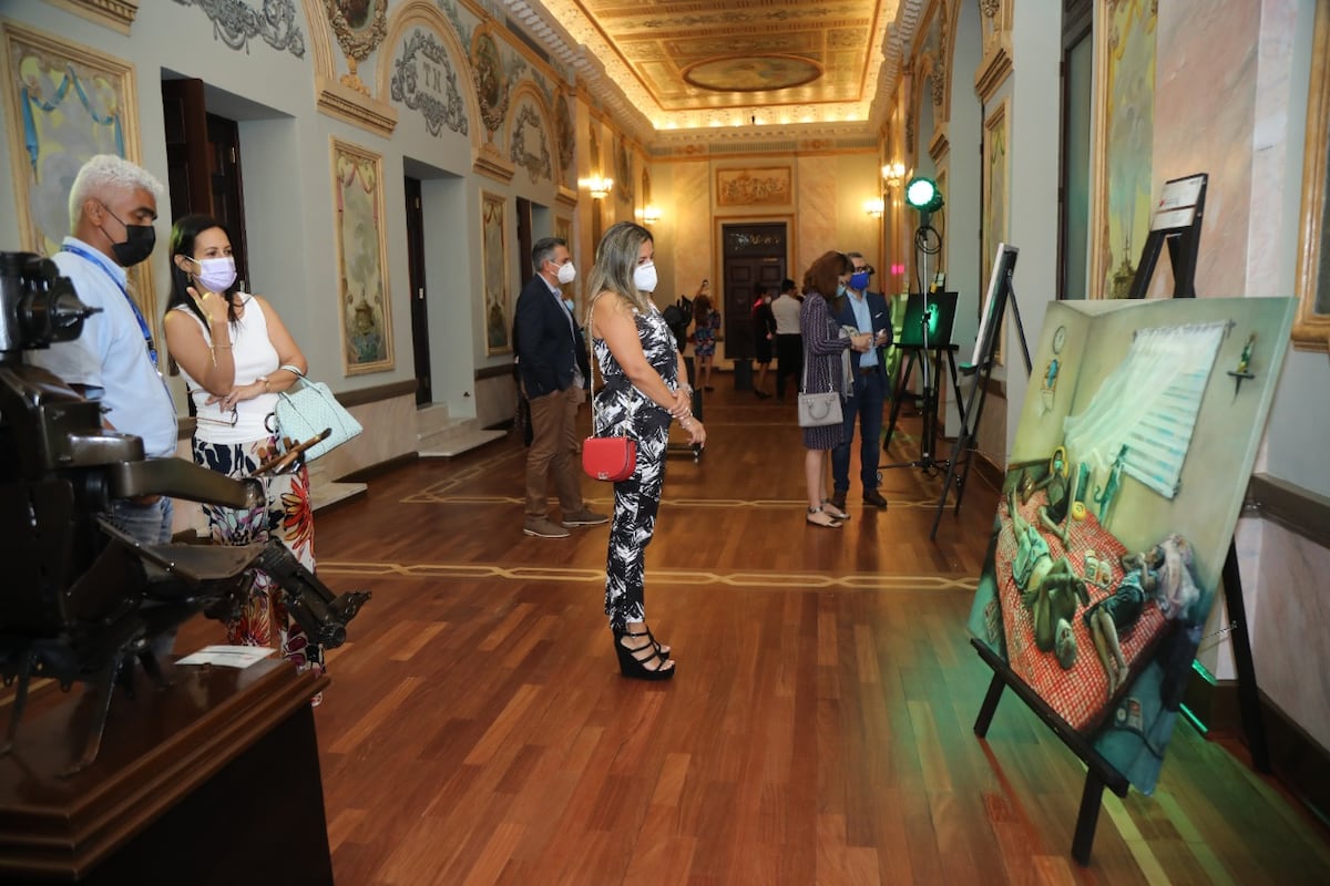 Artistas mayores de 18 años pueden participar. Abren convocatoria para el Roberto Lewis 2021