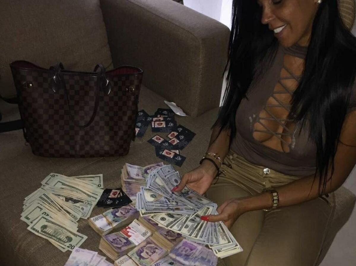 La Madame arma 'show' bailando en tarima en la cárcel y Colombia se indigna