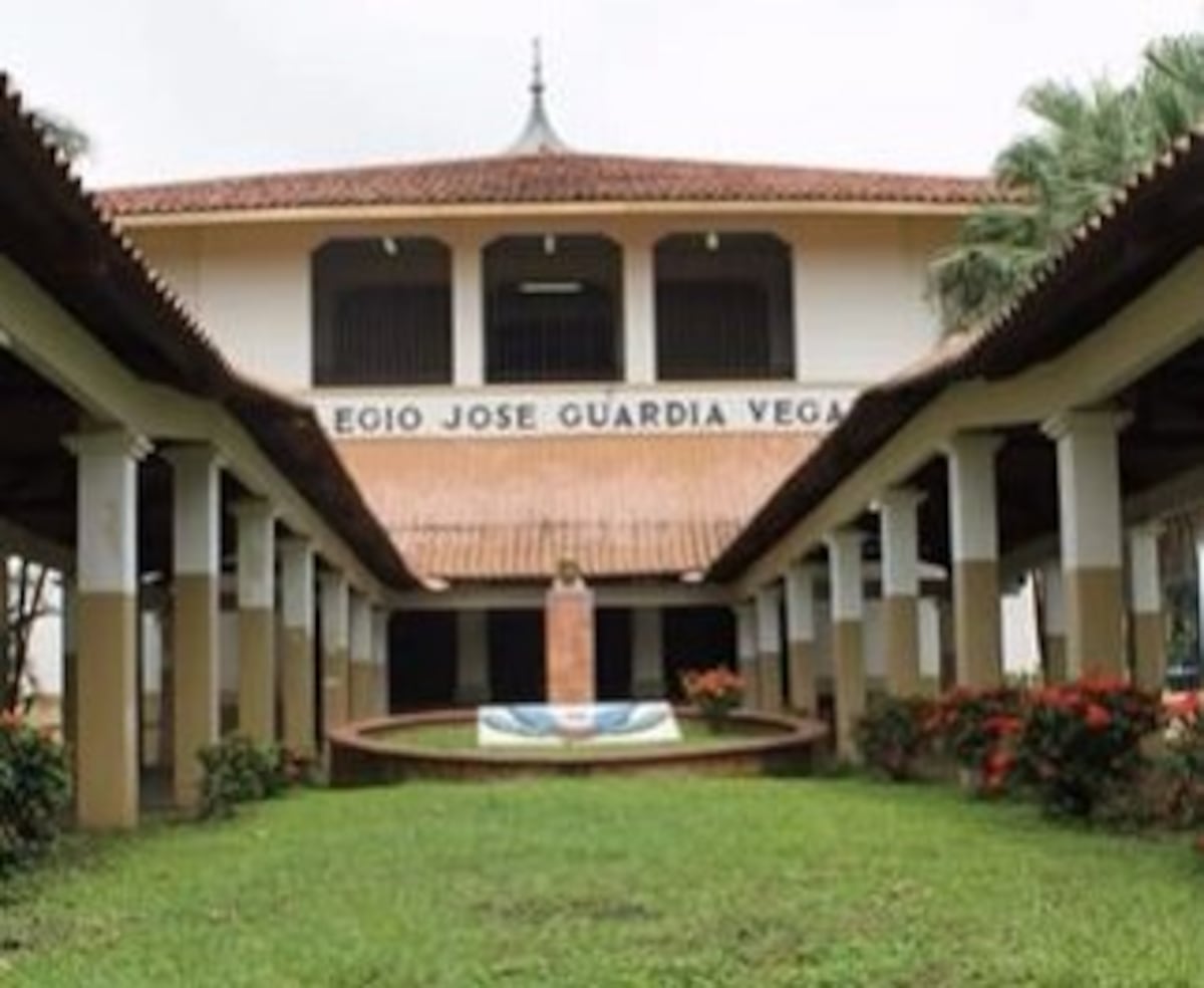 Riña en el José Guardia Vega deja cuatro estudiantes heridos