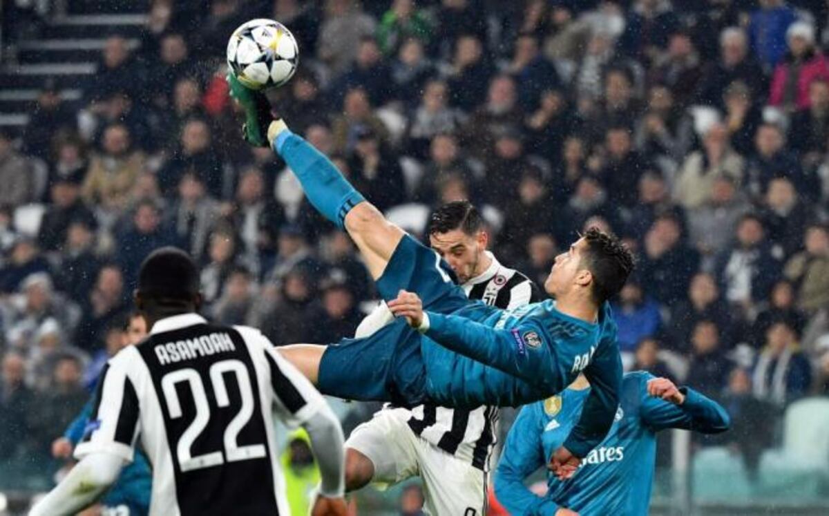 ¡Pa'l hospital! Periodista intentó imitar la chilena de Cristiano y terminó mal