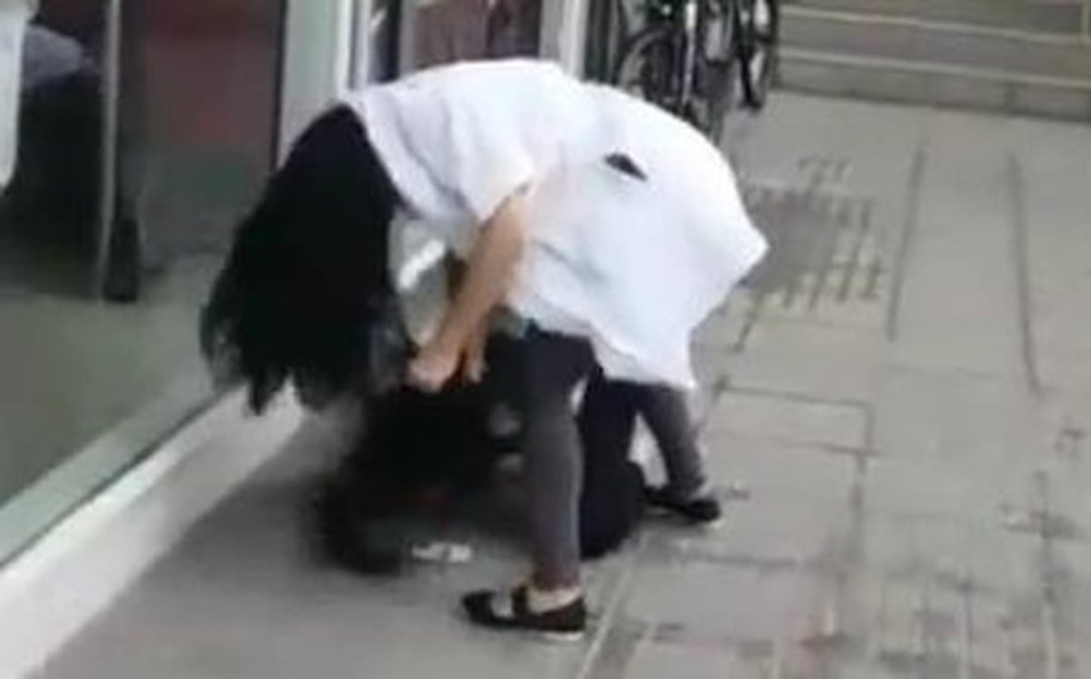 Así fue la violenta jalada de pelo que se dieron las mujeres en Centro Comercial