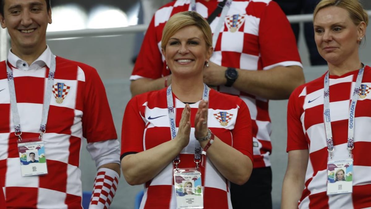 La presidenta de Croacia: su euforia en el vestuario y curiosidades de su viaje