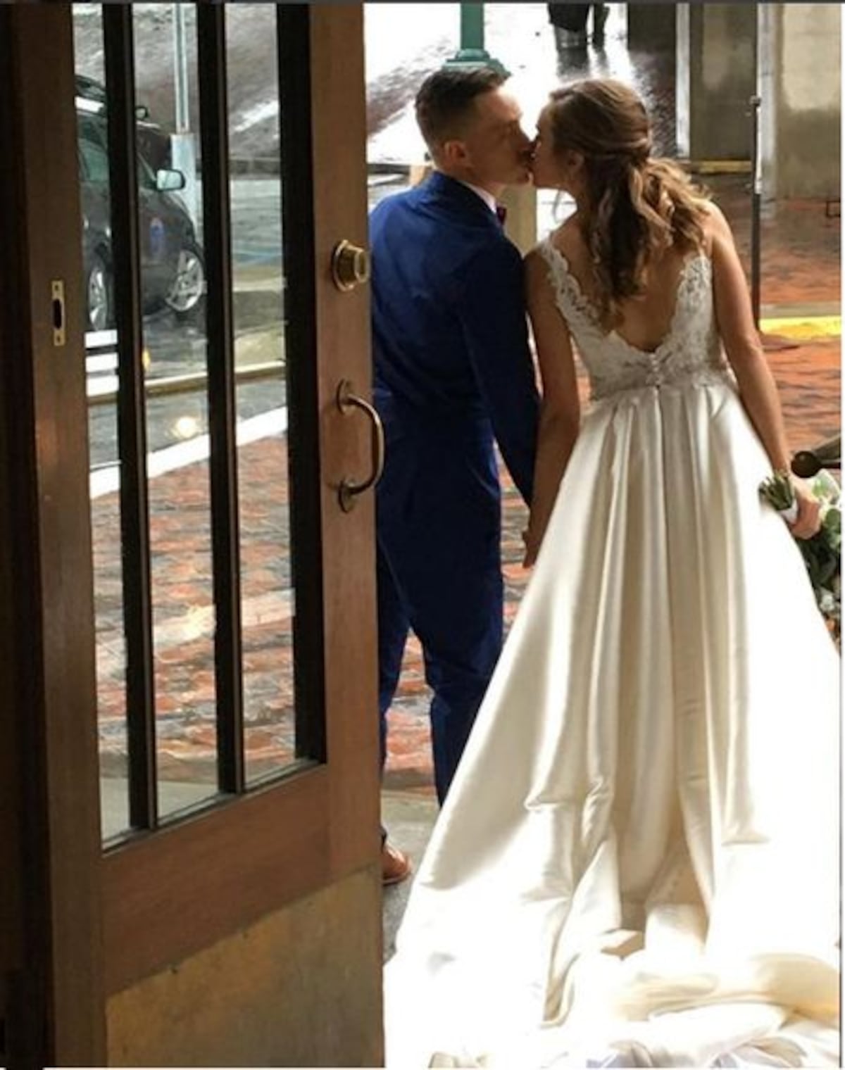 El expresentador de TV y viajero Andrés Piñeiro se casó 