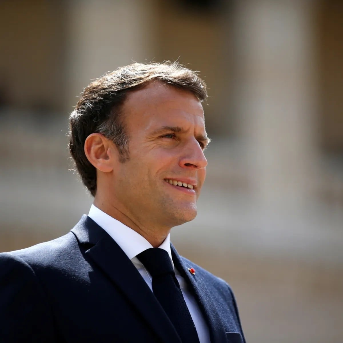 Macron anuncia 2 mil millones de euros en ayuda militar a Ucrania