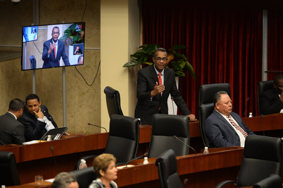 Diputados favorecen a condenados por delitos de corrupción y blanqueo de capitales 