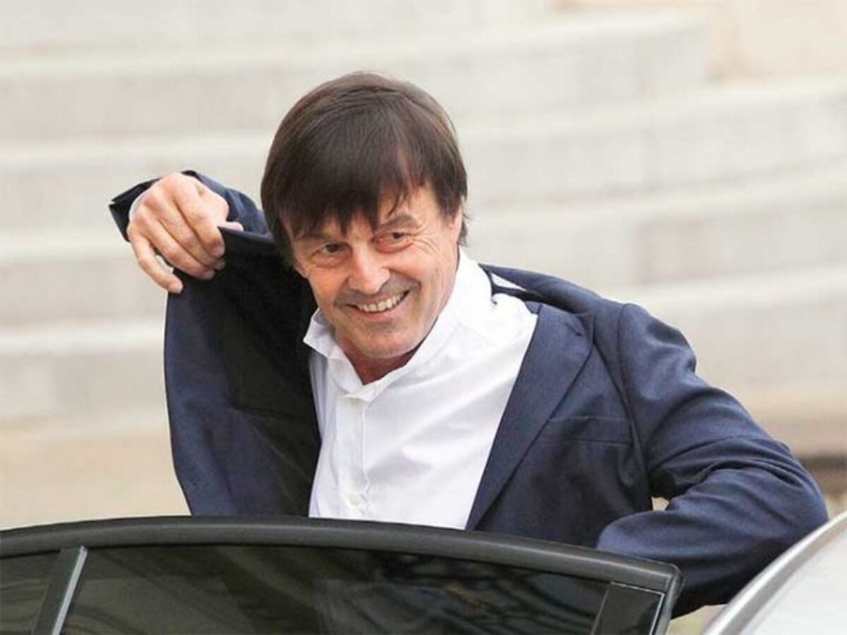 Ministro de Macron renuncia sin avisar