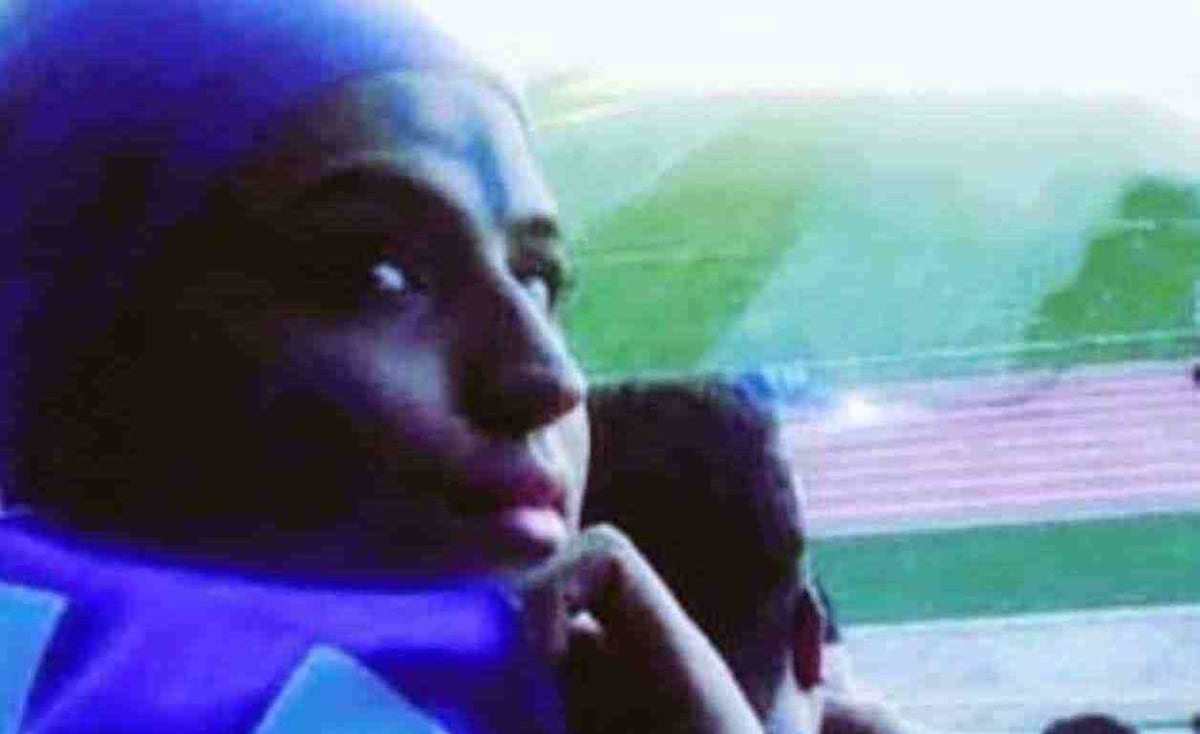 Mujer se prende fuego porque no la dejan entrar a un estadio de fútbol