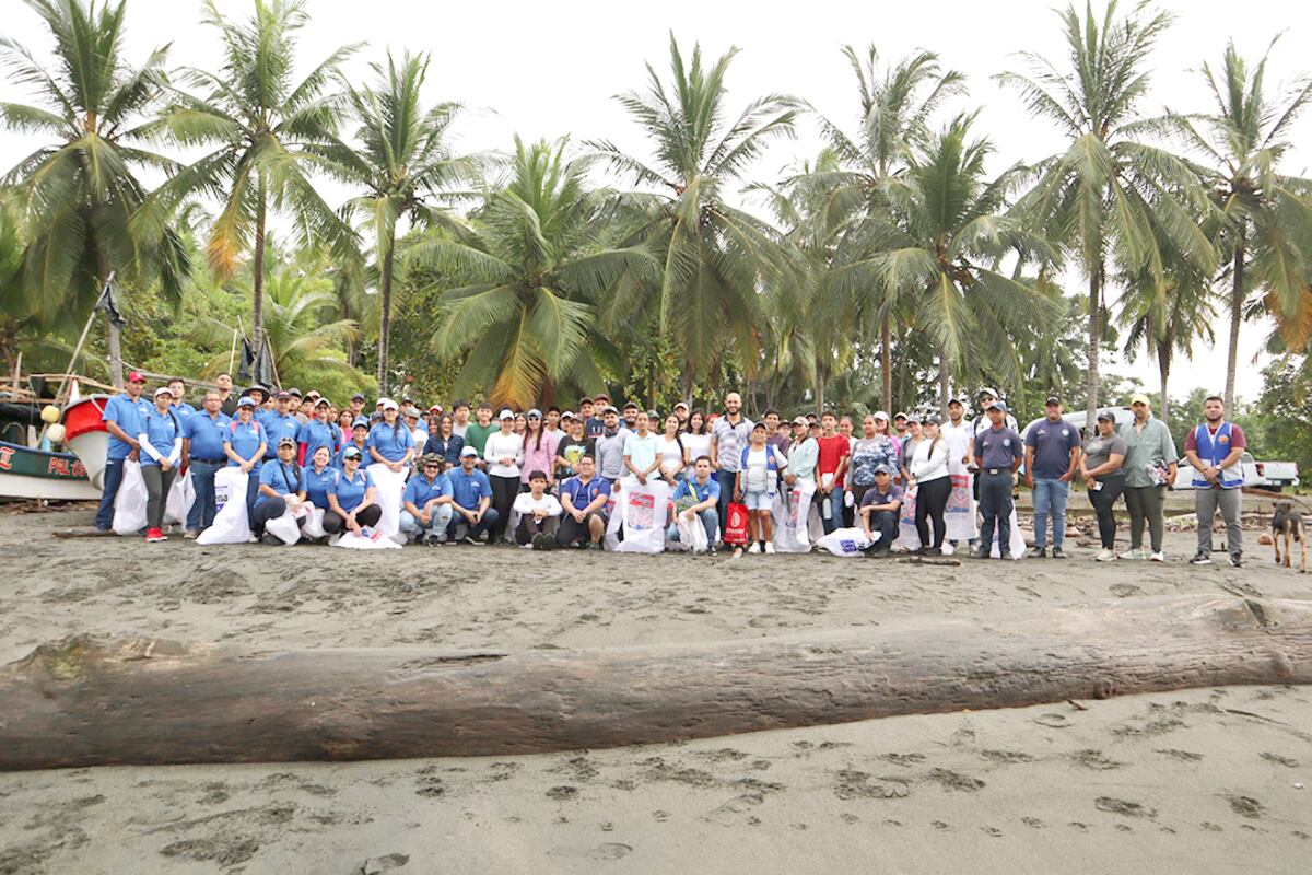 Recolectan 5 toneladas de basura en Playa Mi Ranchito durante jornada ecológica